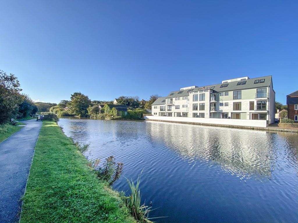 Property information for Canalside Bude
